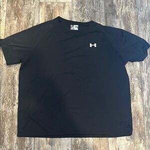 Under Armour Men's Black T-Shirt